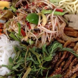 ร้านตำแหลกสุวรรณภูมิ