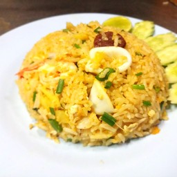 ข้าวผัดสับปะรด