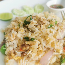ข้าวผัดปลาเค็ม