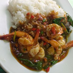 ข้าวกะเพรากุ้ง