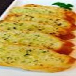 ขนมปังกะเทียม