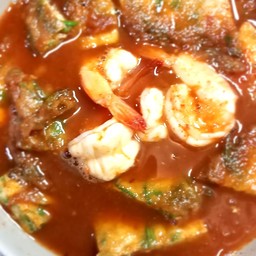 เเกงส้มชะอมไข่กุ้งสด