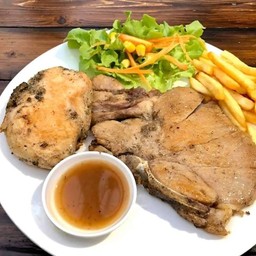 พร็อคชอปสเต็กพริกไทยดำ+สเต็กไก่พริกไทยดำ