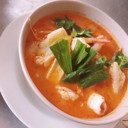 ต้มยำรวมมิตร-กุ้ง