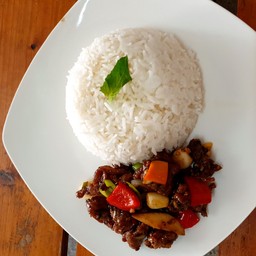 ข้าวเนื้อพริกไทดำ