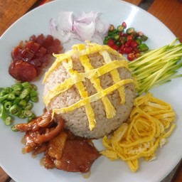 ข้าวคลุกกะปิ