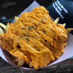 เฟรนฟรายราดชีส&ของทอด