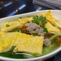 แกงจืดไข่เจียวหมูสับ