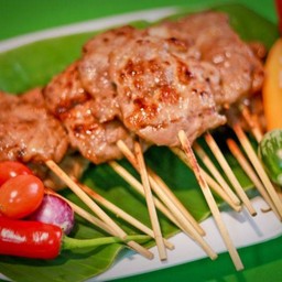 ลูกชิ้นปิ้ง ย่าง