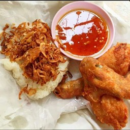 *ไก่ทอดเจ๊ต้อยสตูลเจ้าเก่า