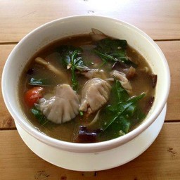 แกงเห็ดใบย่านาง