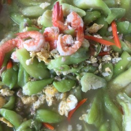 บวบผัดไข่