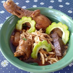 ยายเกตเตี๋ยวไก่มะระ