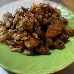 ไส้ทอดกระเทียม