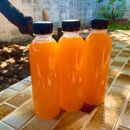 น้ำส้มคั้นสดแท้ 100% จากธรรมชาติ