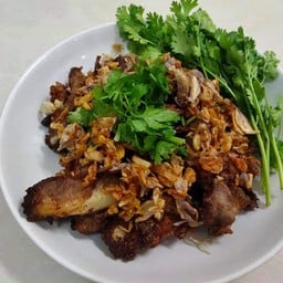 เกดแก้วข้าวหมูทอด