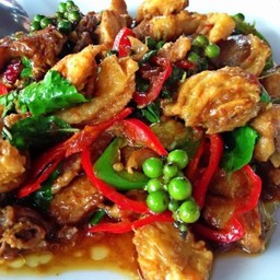 ผัดเผ็ดไก่ เป็นกับข้าว
