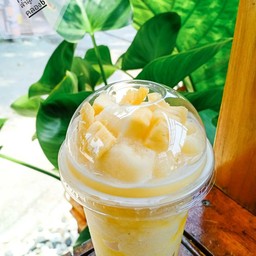 สับปะรดปั่น