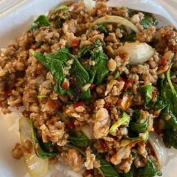 ข้าวราดกระเพราหมูสับ