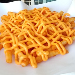 เฟรนฟรายส์เชค&ชีสสสสส ชีสเต็มๆคำ