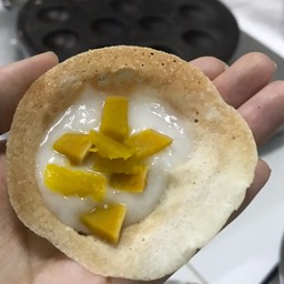 ขนมครกแป้งกรอบหน้าฟักทอง