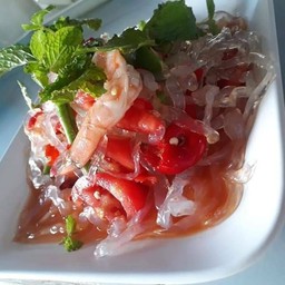 ยำเส้นแก้วทะเล