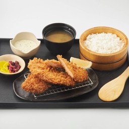 แซลมอนทอดชุบเกล็ดขนมปัง Set