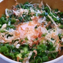 ข้าวหน้าไข่ลวก