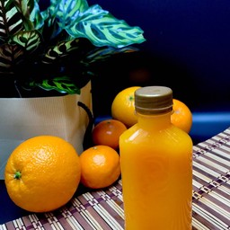 น้ำส้มคั้นสด (เล็ก)
