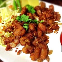 แหนมเอ็นข้อไก่fried chicken marrowbones fermented