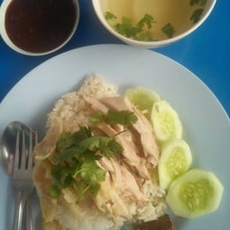 ข้าวมันไก่ตอน พิเศษ