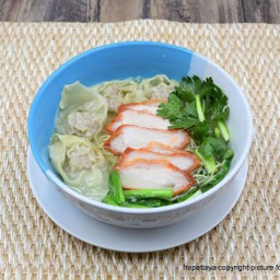 เตี๋ยว+เกี๊ยวหมู+หมูแดง (S)