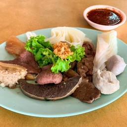 เนื้อ-เครื่องในลวกจิ้ม