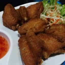 ปีกไก่ทอดfried chicken wing