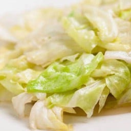 กะหล่ำปีผัดน้ำปลา