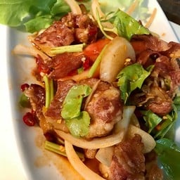 ยำเบคอน