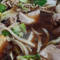 ชาบูน้ำดำรสชาดเข้มข้น อร่อยมากๆๆ