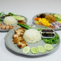 ข้าวหมูกรอบ