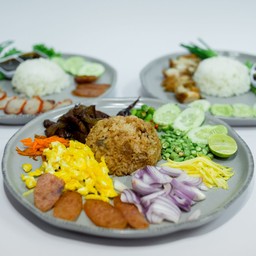 ข้าวคลุกกะปิ