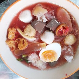 ก๋วยเตี๋ยวเย็นตาโฟ