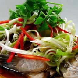 ปลากะพงนึ่งซีอิ้ว