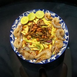 ยำมะม่วงเจ๊วรณ์ ห้วยขวาง