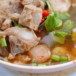 ต้มแซ่บหมู