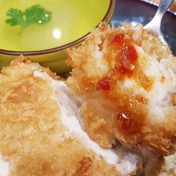 ข้าวไก่ทอดโชคดี ใหญ่พิเศษ