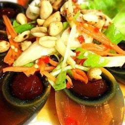 ยำไข่เยี่ยวม้า