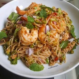 ยำขนมจีนรวมทะเล1