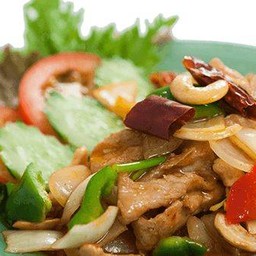 ไก่ผัดเม็ดมะม่วงหิมพานต์