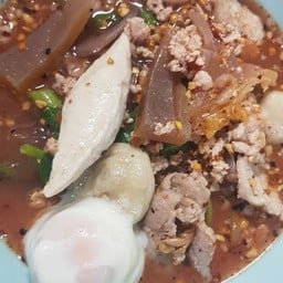 เกาเหลาเย็นตาโฟต้มยำ