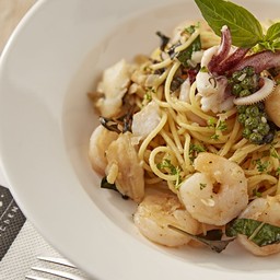 Spaghetti Shrimp Aglio Olio
