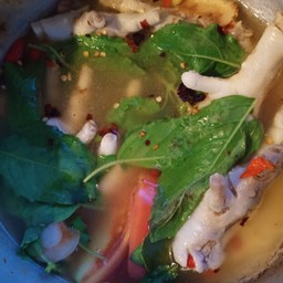 ต้มซุปเปอร์ตีนไก่